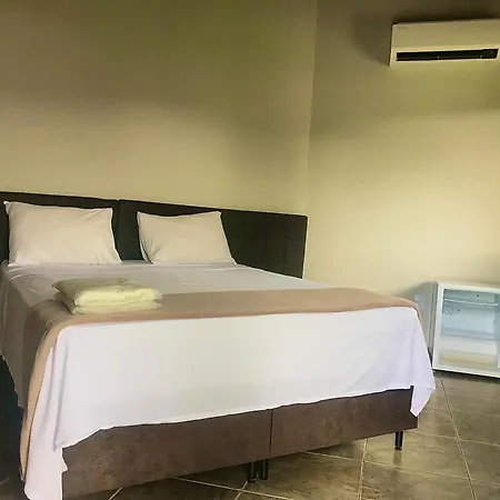 Pousada E Camping Recanto Da Praia Capitólio Exterior foto